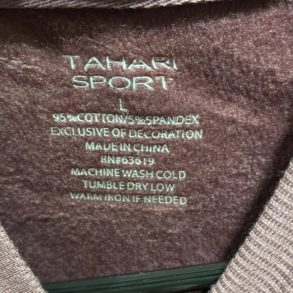 Tahari Sport Velvet soft sleeves & interior, crewneck, pullover, zip hip pockets - Picture 11 of 12